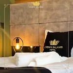 Crown Salamis فاماغوستا