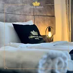 Crown Salamis فاماغوستا
