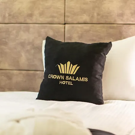 Crown Salamis *