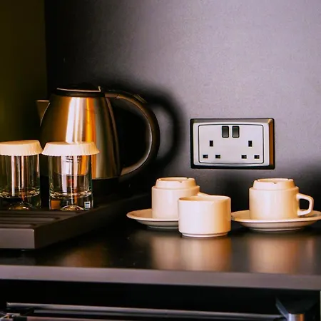 Отель Crown Salamis Фамагуста