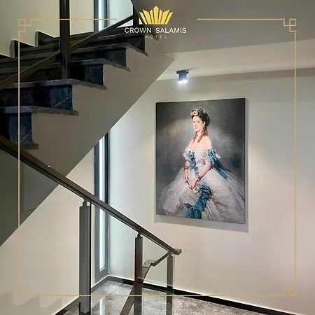 Hotell Crown Salamis *